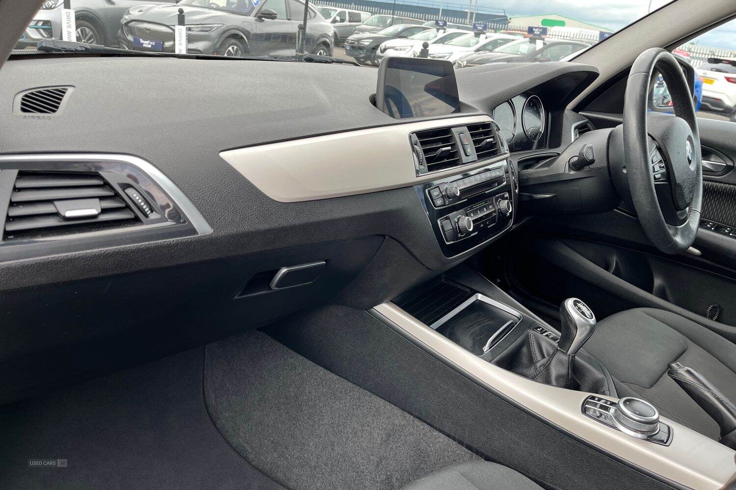 Mar 2019 BMW 1 Series 118i [1.5] SE Business 5dr [Nav/Servotronic]