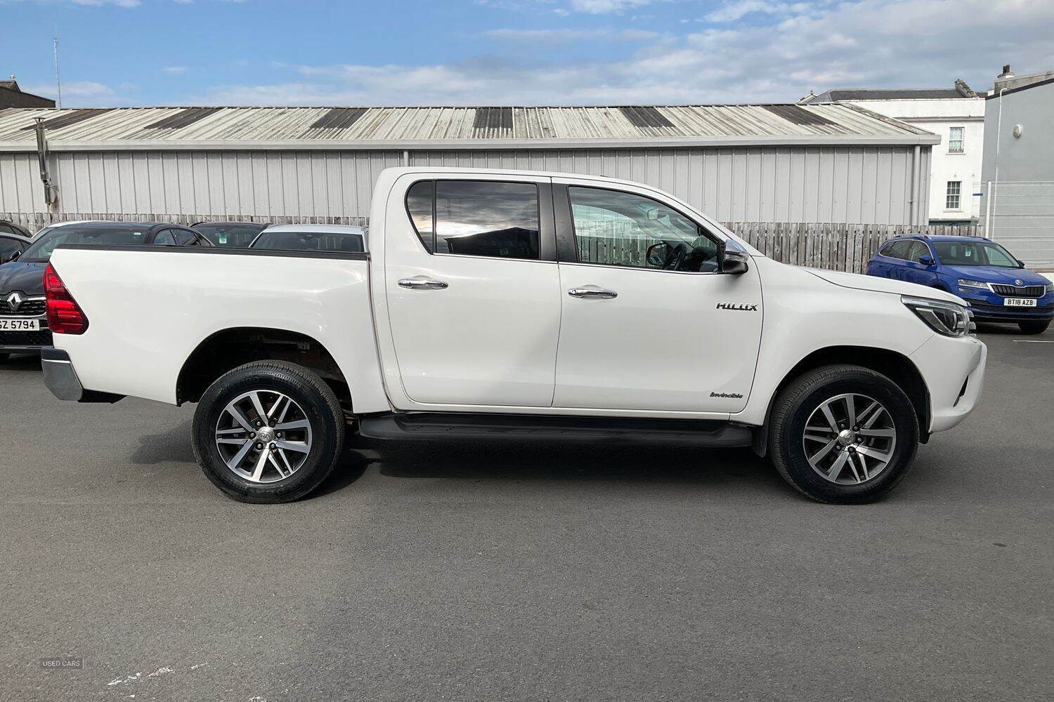 Mar 2017 Toyota Hilux Invincible D/Cab Pick Up 2.4 D-4D