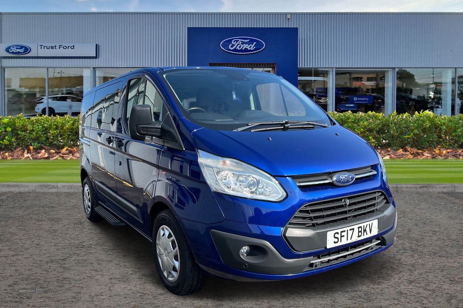 Mar 2017 Ford Tourneo Custom 2.0 TDCi 105ps Low Roof 8 Seater Zetec