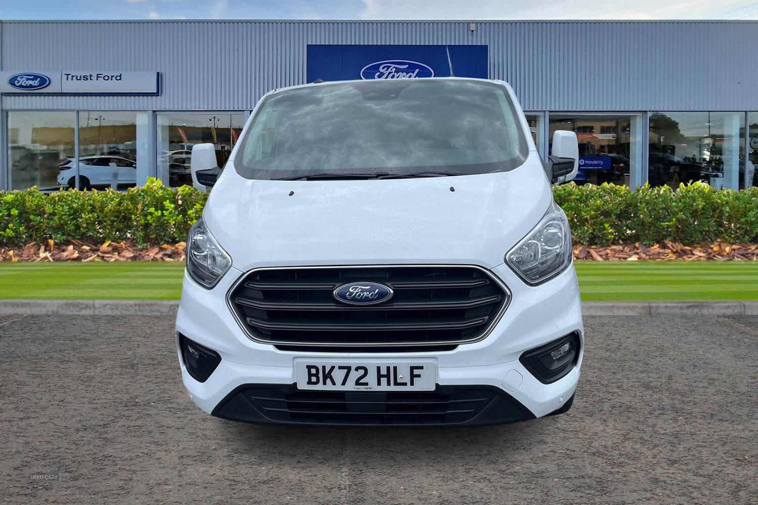 Sep 2022 Ford Transit Custom 2.0 EcoBlue 170ps Low Roof Limited Van Auto