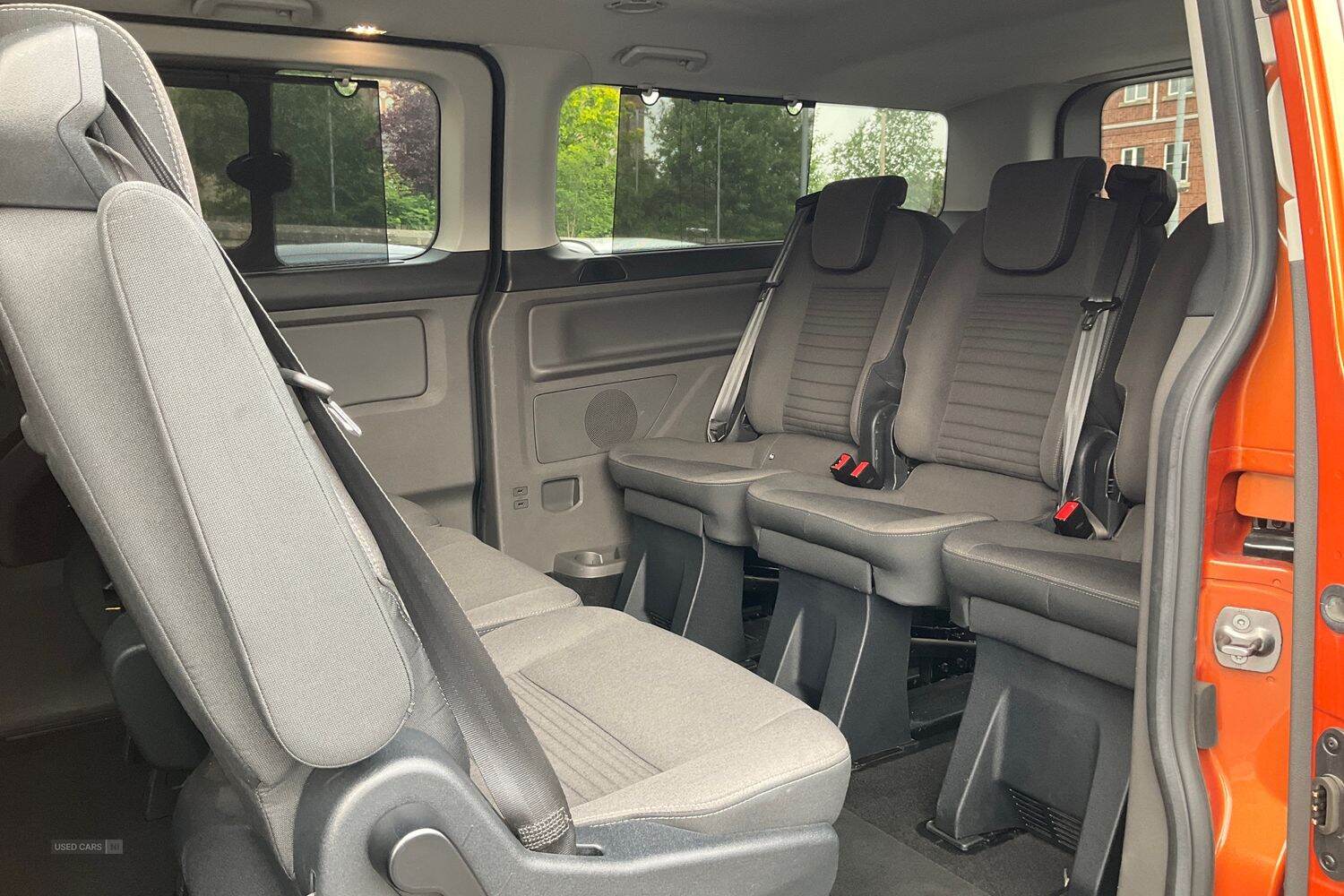 Oct 2021 Ford Tourneo Custom 2.0 EcoBlue 130ps L/R 8 Seater Titanium Auto