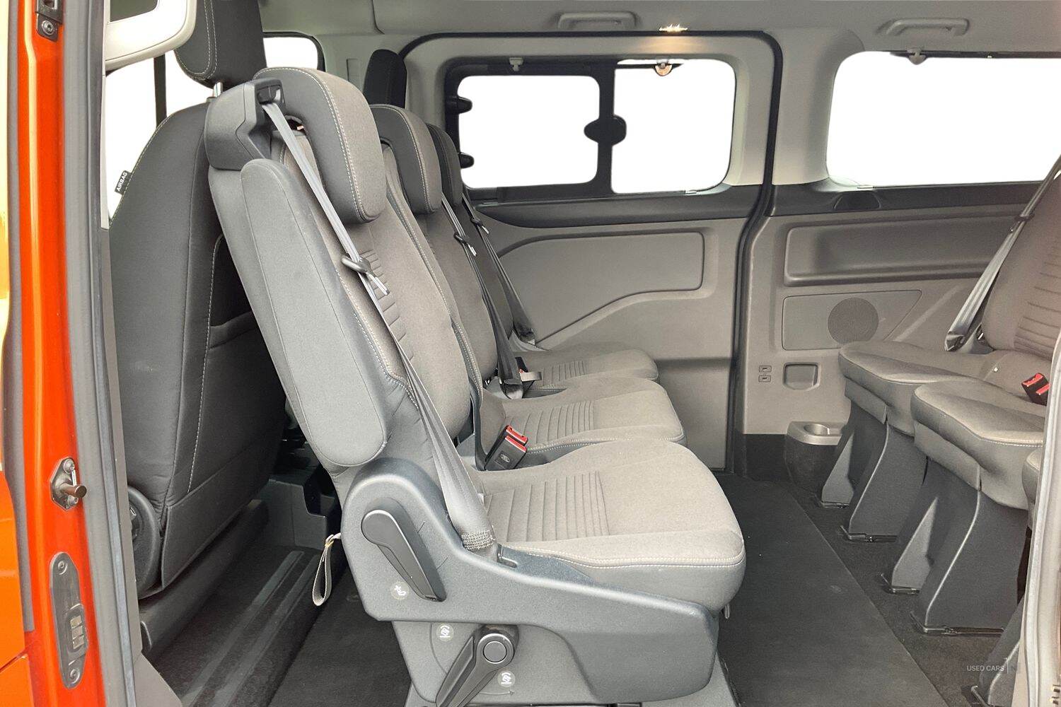 Oct 2021 Ford Tourneo Custom 2.0 EcoBlue 130ps L/R 8 Seater Titanium Auto