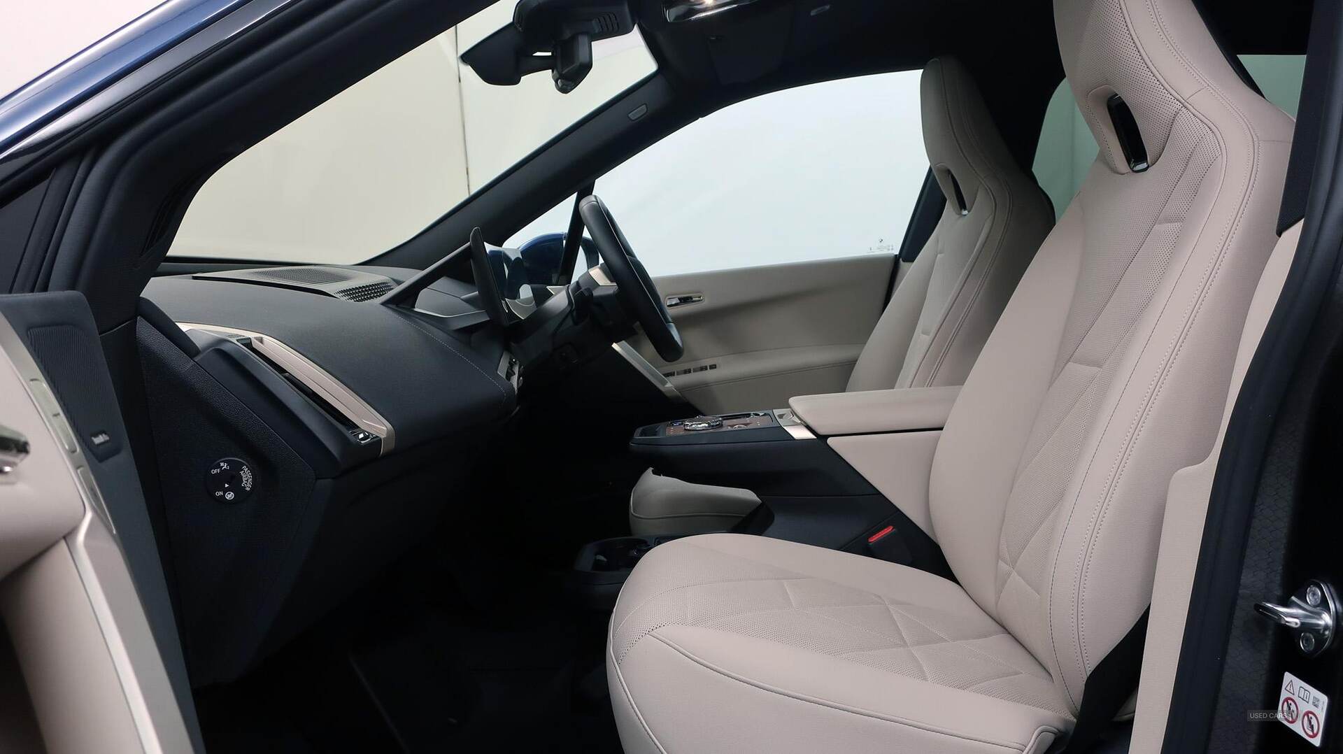Feb 2024 BMW iX 240kW xDrive40 M Sport 76.6kWh 5dr Auto