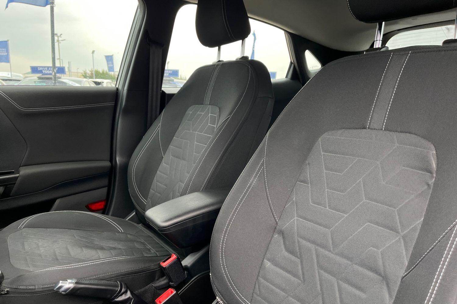 Feb 2022 Ford Puma 1.0 EcoBoost Hybrid mHEV Titanium 5dr - HEATED SEATS & STEERING WHEEL, REAR SENSORS, CRUISE CONTROL, APPLE CARPLAY & ANDROID AUTO, TOUCHSCREEN
