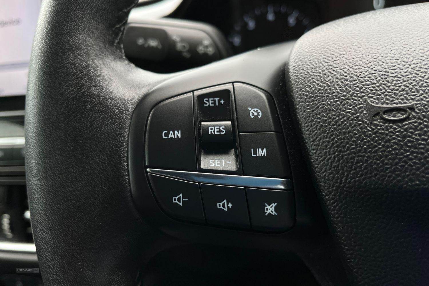 Feb 2022 Ford Puma 1.0 EcoBoost Hybrid mHEV Titanium 5dr - HEATED SEATS & STEERING WHEEL, REAR SENSORS, CRUISE CONTROL, APPLE CARPLAY & ANDROID AUTO, TOUCHSCREEN