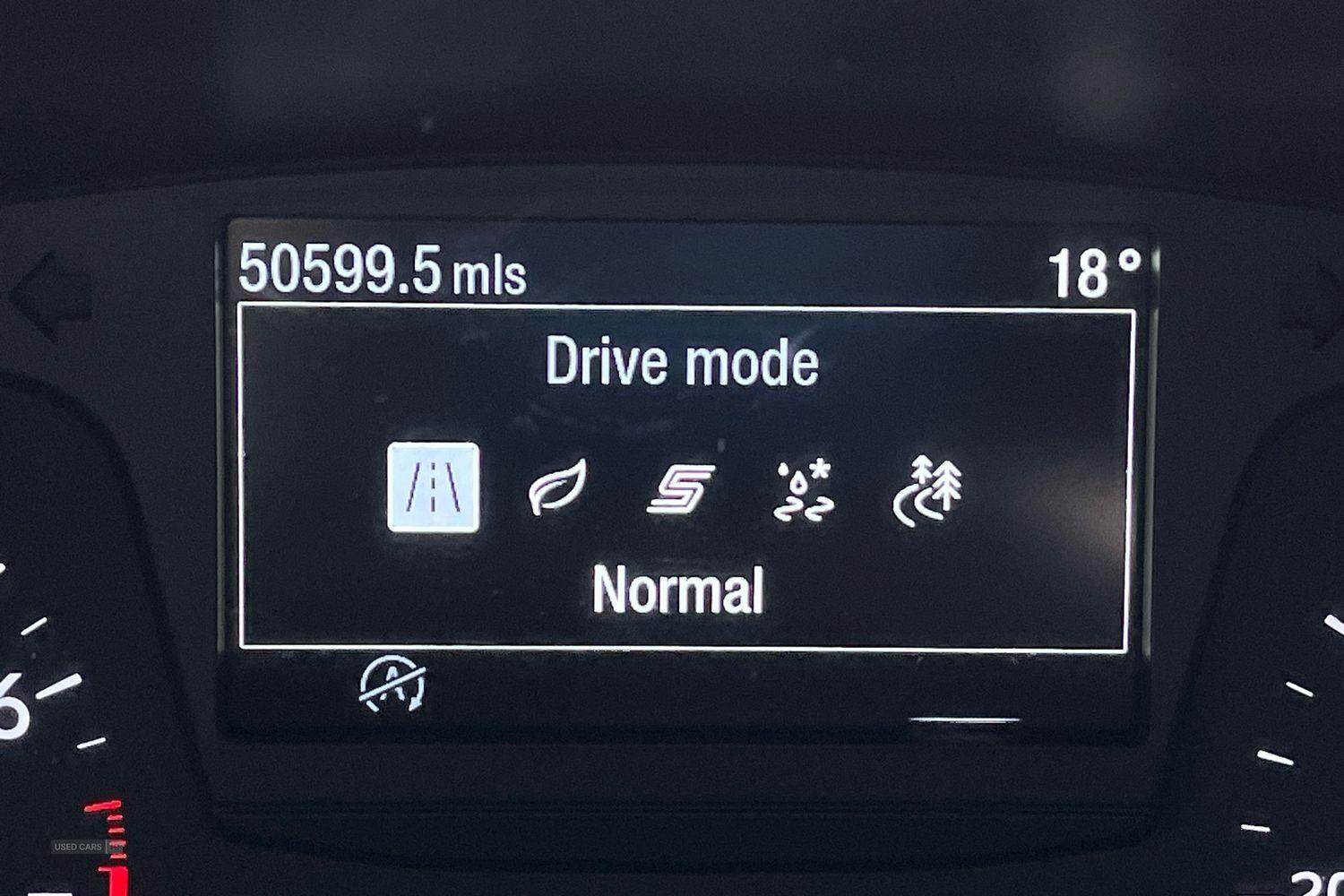 Feb 2022 Ford Puma 1.0 EcoBoost Hybrid mHEV Titanium 5dr - HEATED SEATS & STEERING WHEEL, REAR SENSORS, CRUISE CONTROL, APPLE CARPLAY & ANDROID AUTO, TOUCHSCREEN