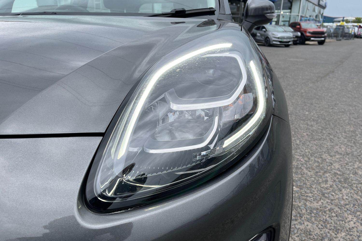Feb 2022 Ford Puma 1.0 EcoBoost Hybrid mHEV Titanium 5dr - HEATED SEATS & STEERING WHEEL, REAR SENSORS, CRUISE CONTROL, APPLE CARPLAY & ANDROID AUTO, TOUCHSCREEN
