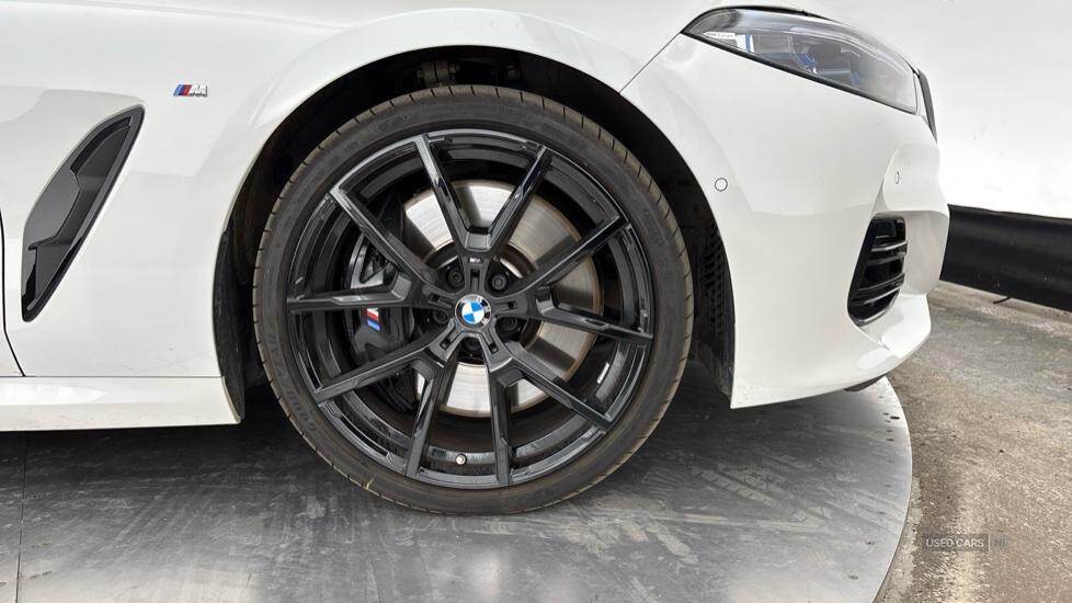 Jan 2024 BMW 8 Series M850i xDrive 2dr Auto