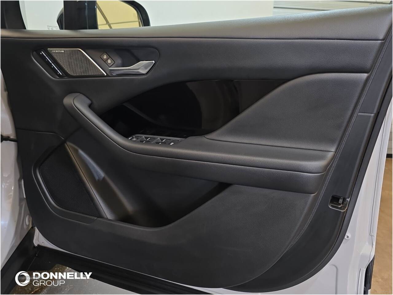 Mar 2022 Jaguar i-Pace 294kW EV400 Black 90kWh 5dr Auto [11kW Charger]