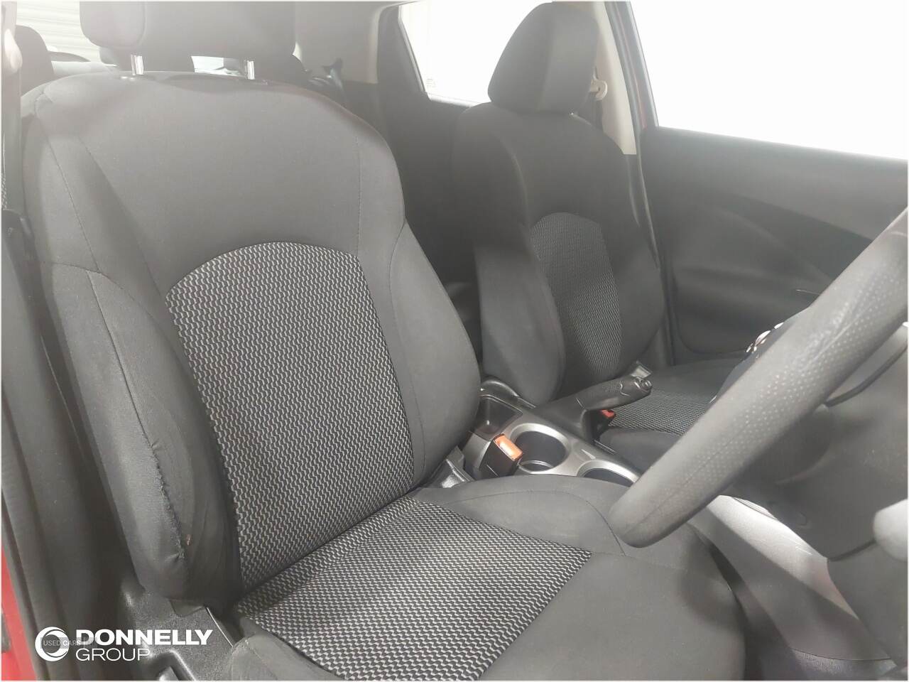 Sep 2015 Nissan Juke 1.6 [94] Visia 5dr