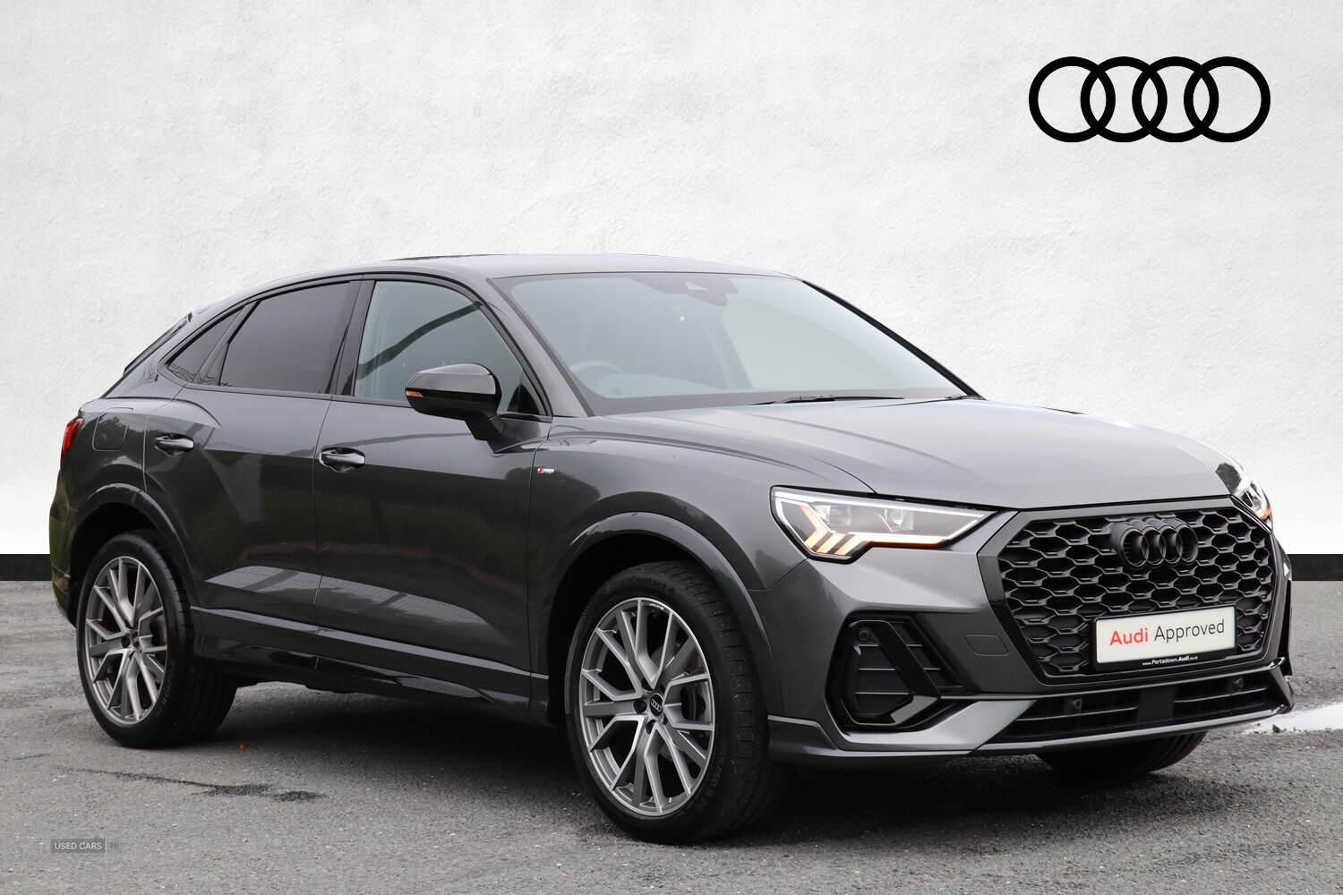 Aug 2024 Audi Q3 35 TDI Black Edition 5dr S Tronic [20" Alloy]
