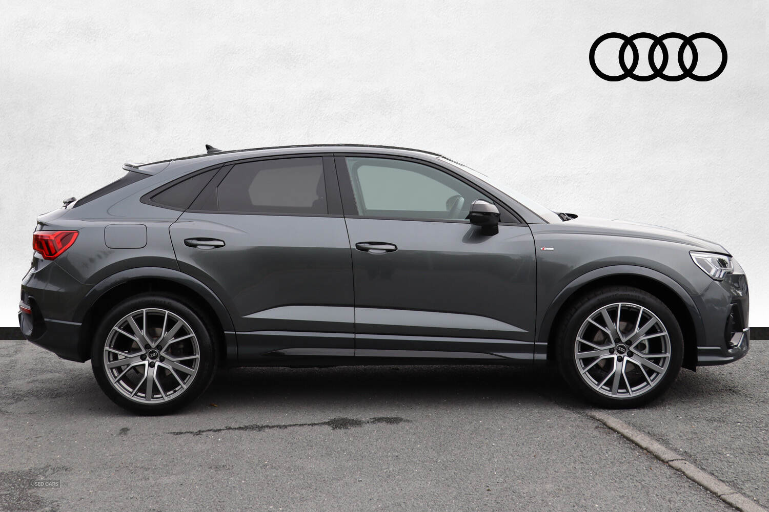 Aug 2024 Audi Q3 35 TDI Black Edition 5dr S Tronic [20" Alloy]