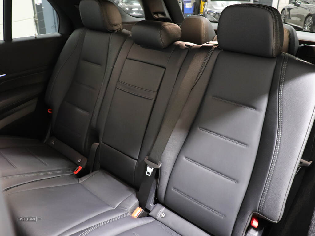 Jun 2021 Mercedes-Benz GLE GLE 300d 4Matic AMG Line Prem 5dr 9G-Tronic [7 St]