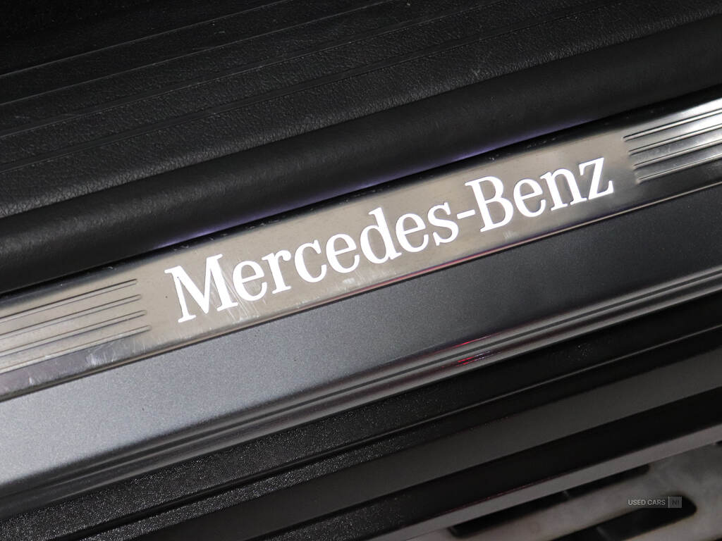 Jun 2021 Mercedes-Benz GLE GLE 300d 4Matic AMG Line Prem 5dr 9G-Tronic [7 St]