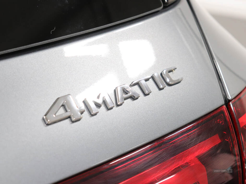 Jun 2021 Mercedes-Benz GLE GLE 300d 4Matic AMG Line Prem 5dr 9G-Tronic [7 St]