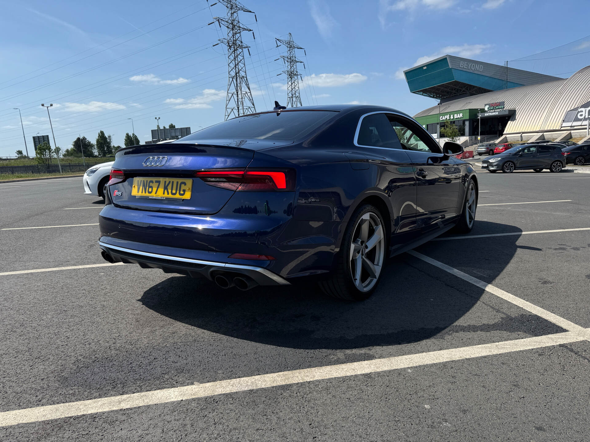 Audi A5 COUPE in Down