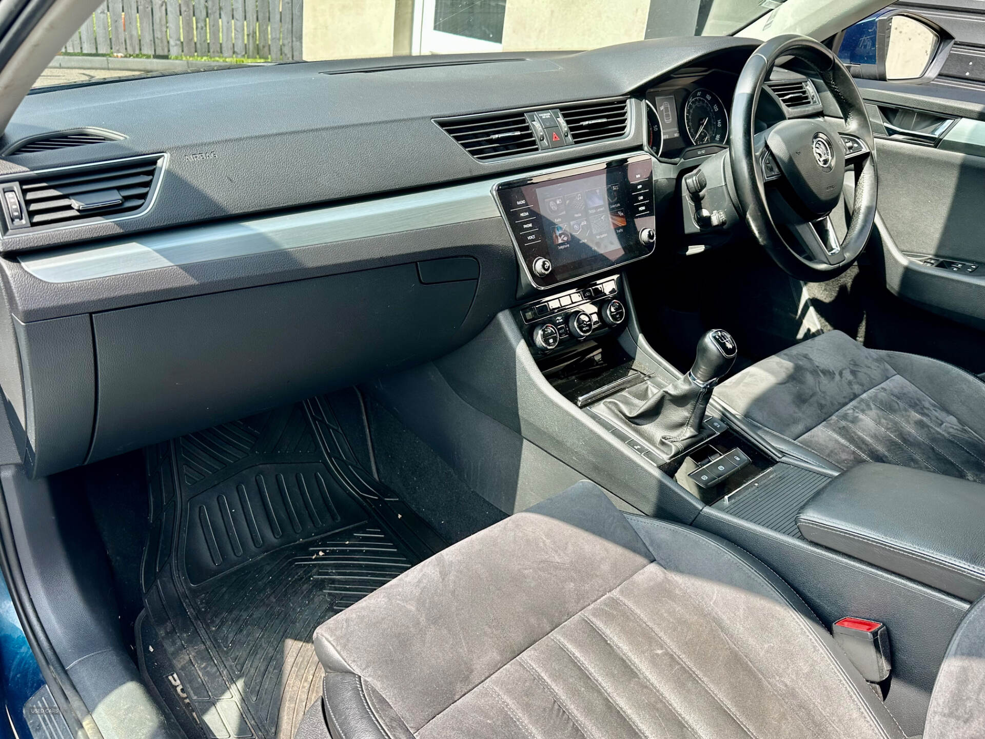 Mar 2018 Skoda Superb 2.0 TDI CR SE Technology 5dr
