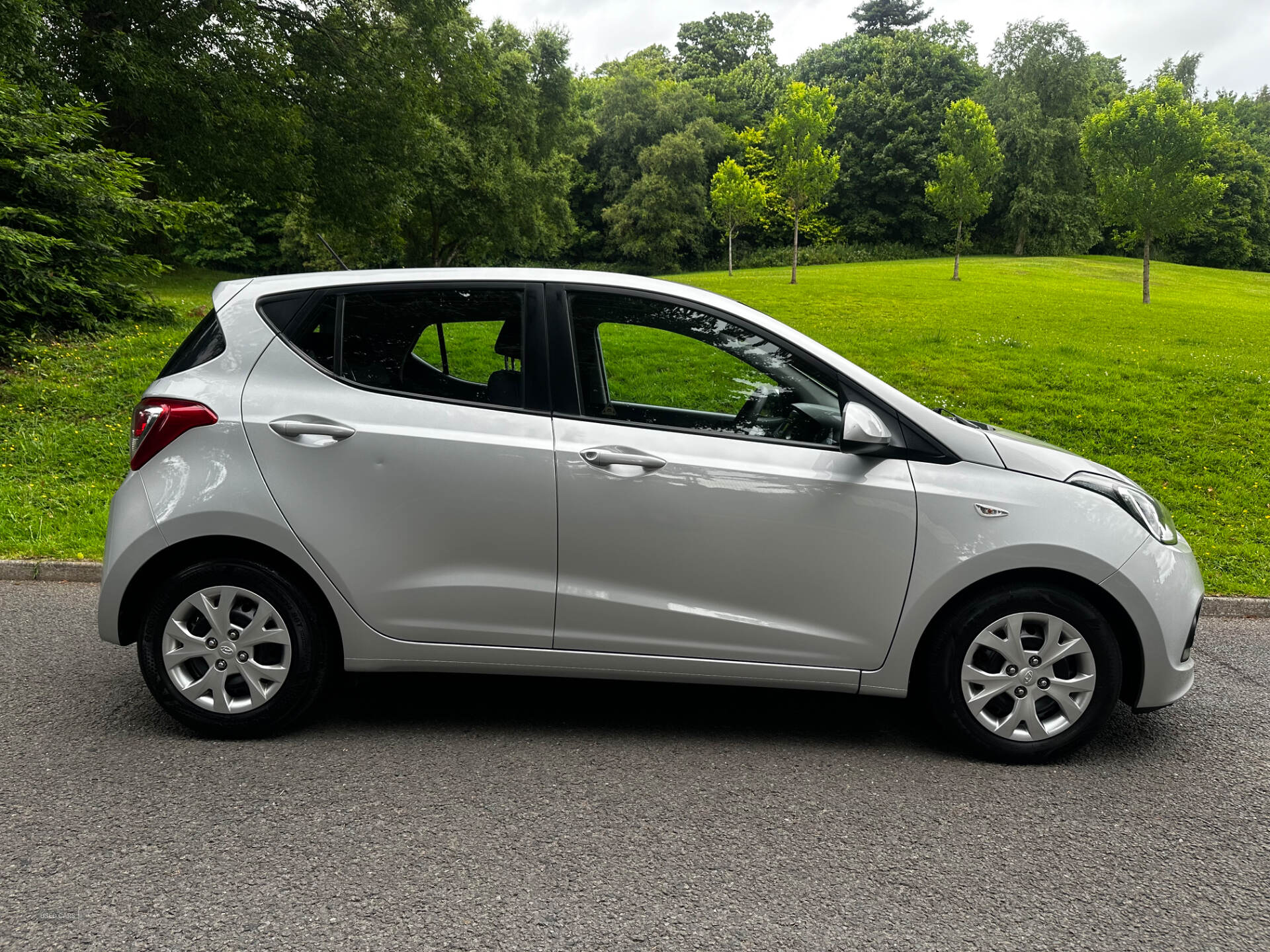 Apr 2016 Hyundai i10 1.0 Blue Drive SE 5dr