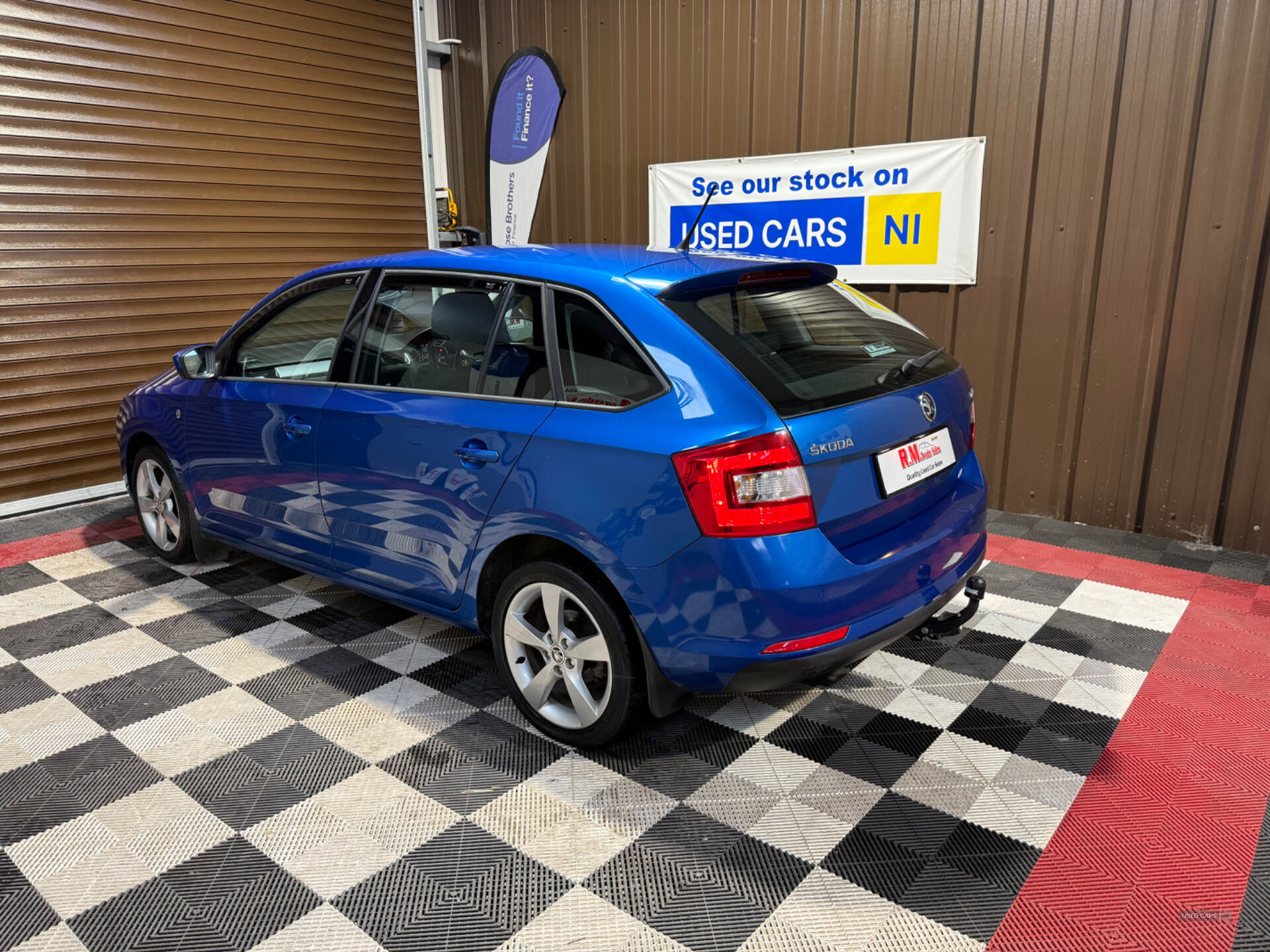 Apr 2015 Skoda Rapid 1.6 TDI CR GreenTech SE Tech 5dr