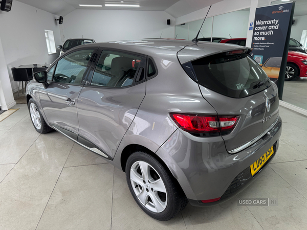 Renault Clio HATCHBACK in Down