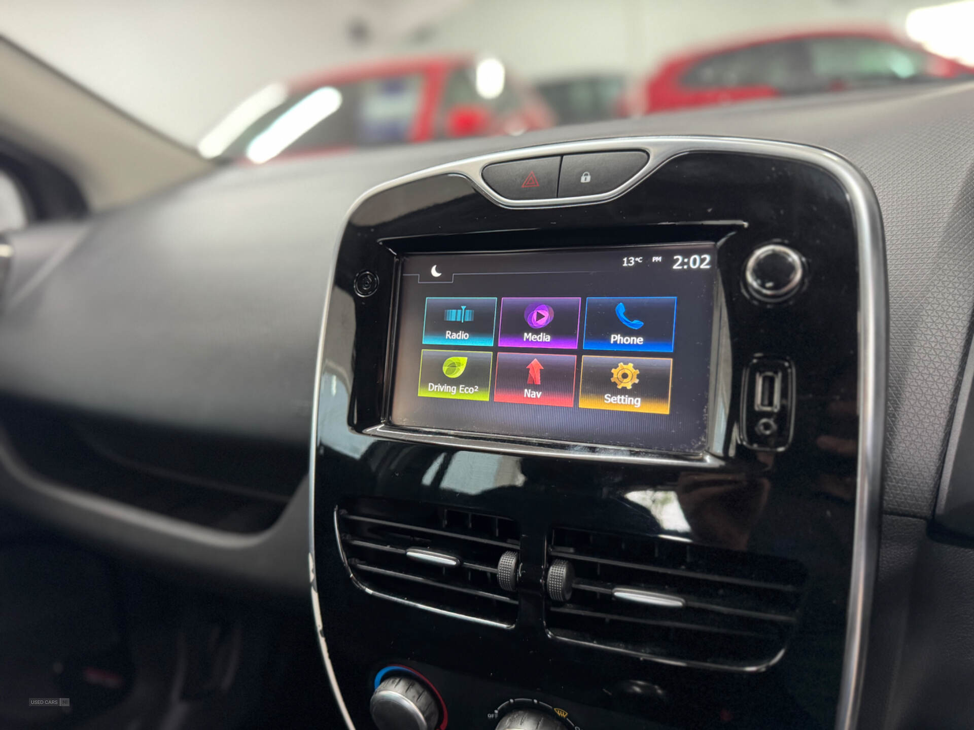 Renault Clio HATCHBACK in Down