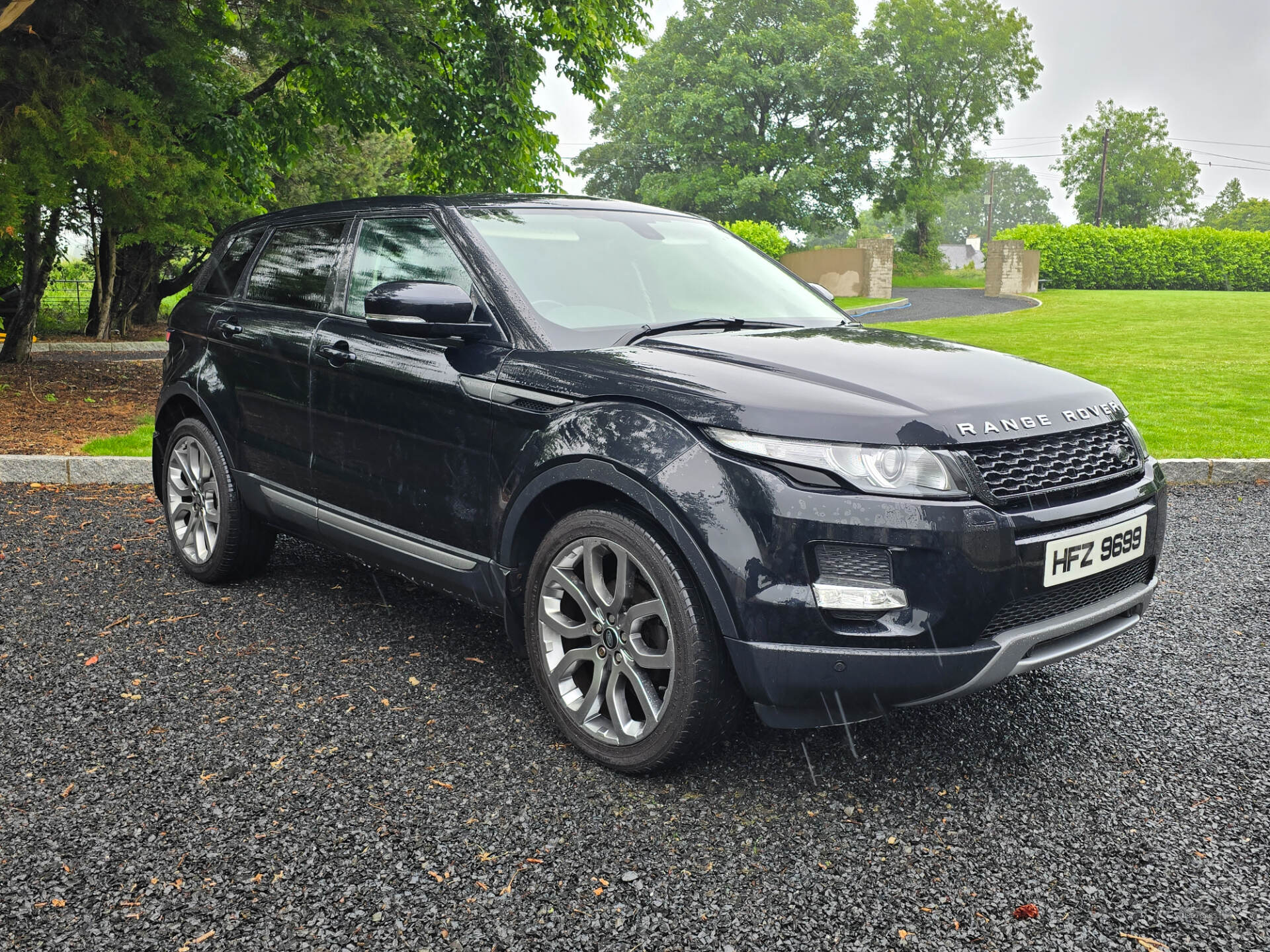 Nov 2011 Land Rover Range Rover Evoque 2.2 SD4 Pure 5dr [Tech Pack]