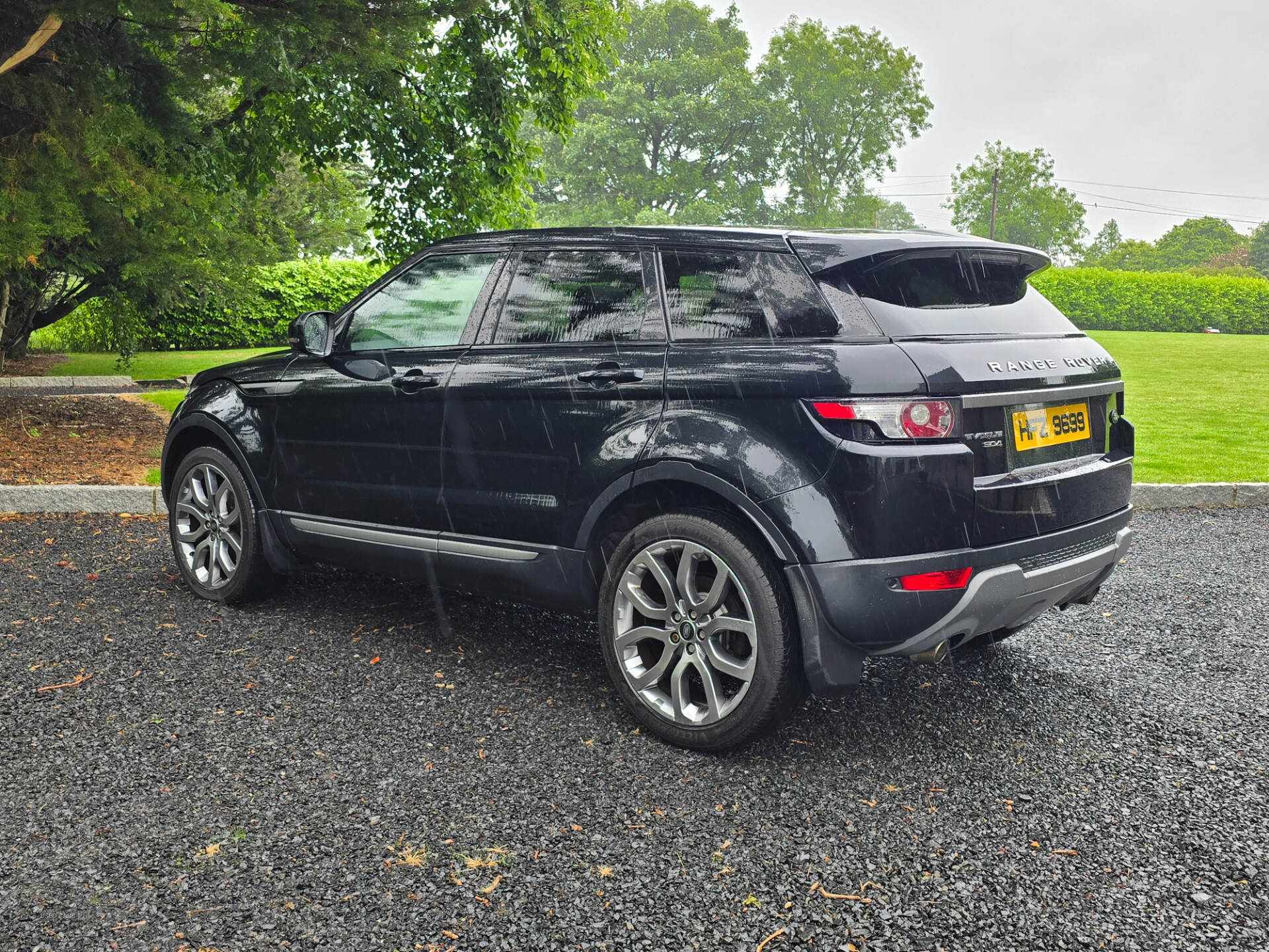 Nov 2011 Land Rover Range Rover Evoque 2.2 SD4 Pure 5dr [Tech Pack]