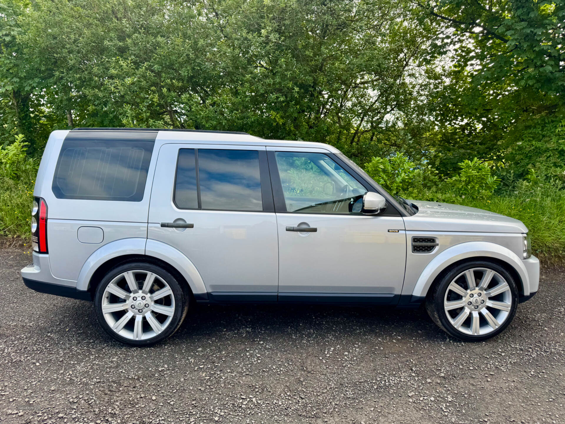 Mar 2015 Land Rover Discovery 3.0 SDV6 SE Tech 5dr Auto