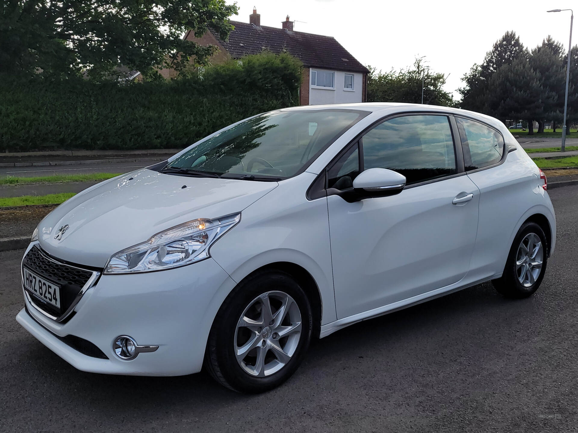 Jun 2014 Peugeot 208 1.2 VTi Active 3dr