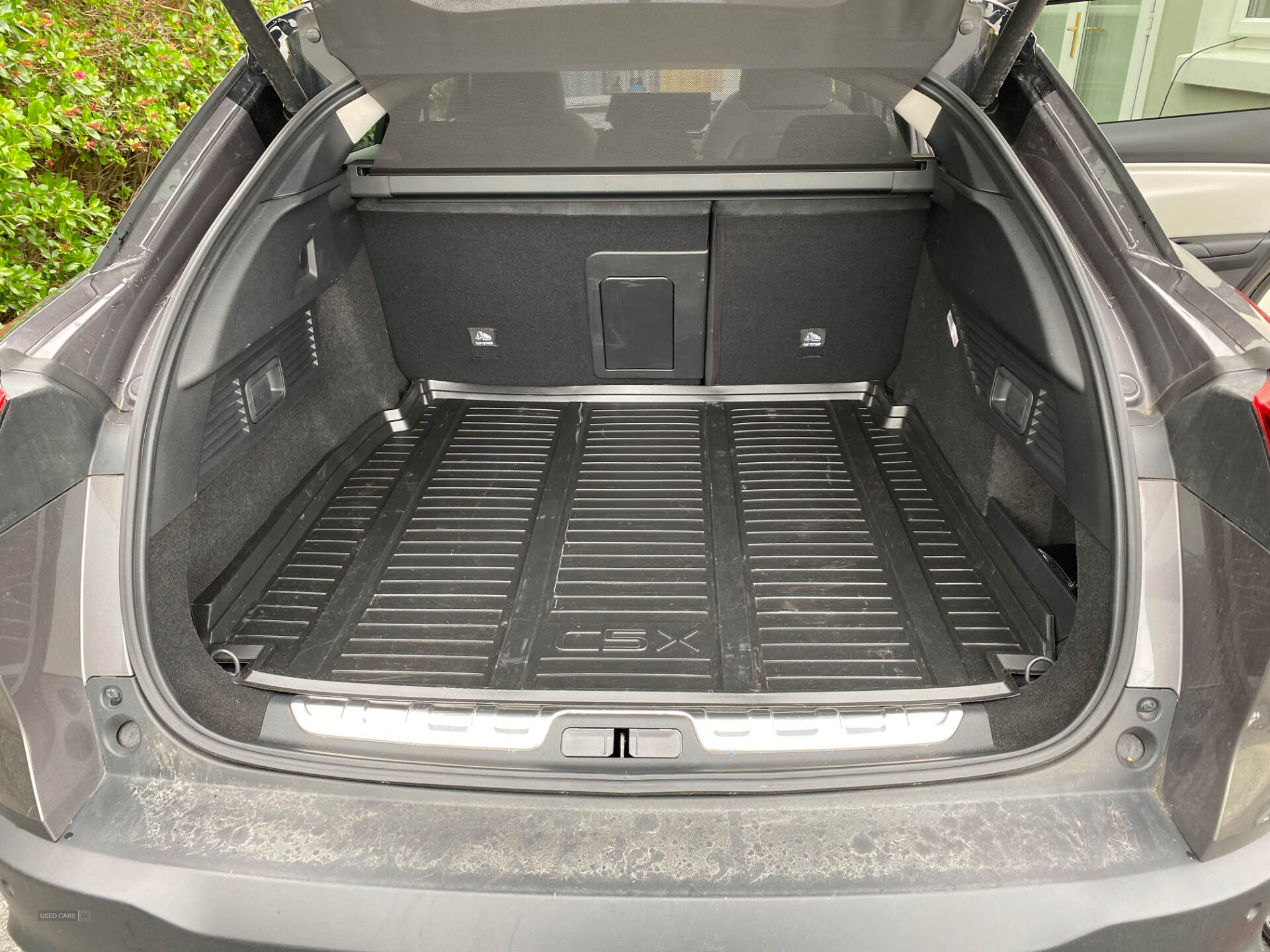Feb 2025 Citroen C5 X 1.6 Plug-in Hybrid 225 Hypnos 5dr e-EAT8