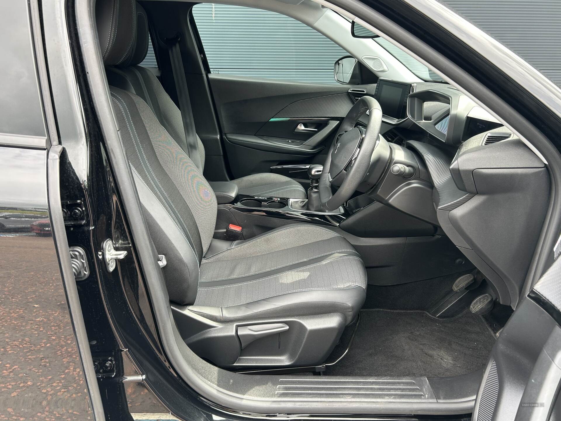 Jun 2022 Peugeot 2008 1.2 PureTech Allure Premium 5dr