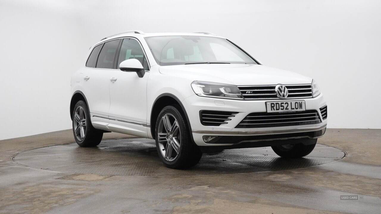 Sep 2016 Volkswagen Touareg 3.0 V6 TDI BlueMotion Tech 262 R-Line 5dr Tip Auto