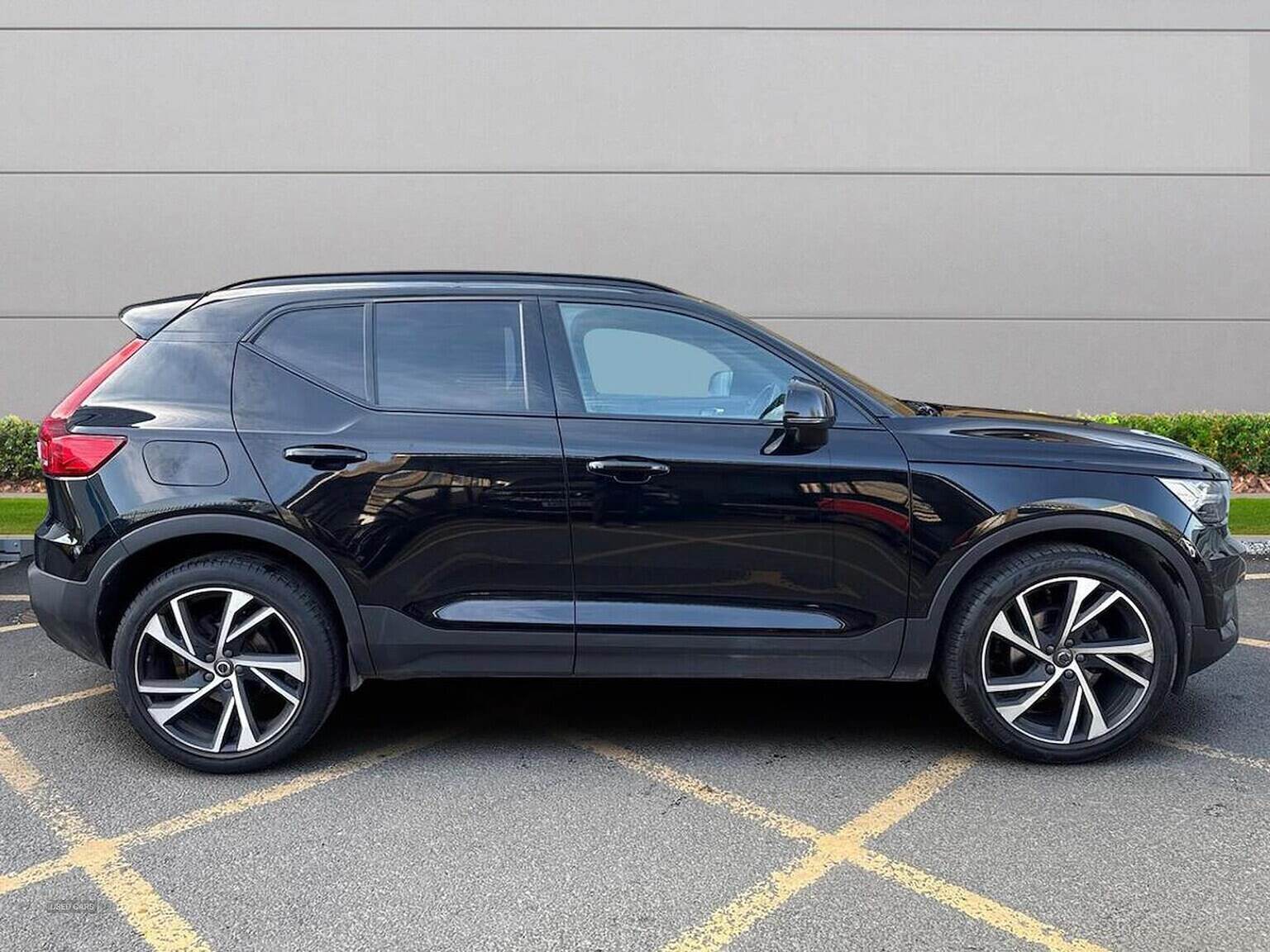 Jun 2021 Volvo XC40 1.5 T3 [163] R Design Pro 5Dr