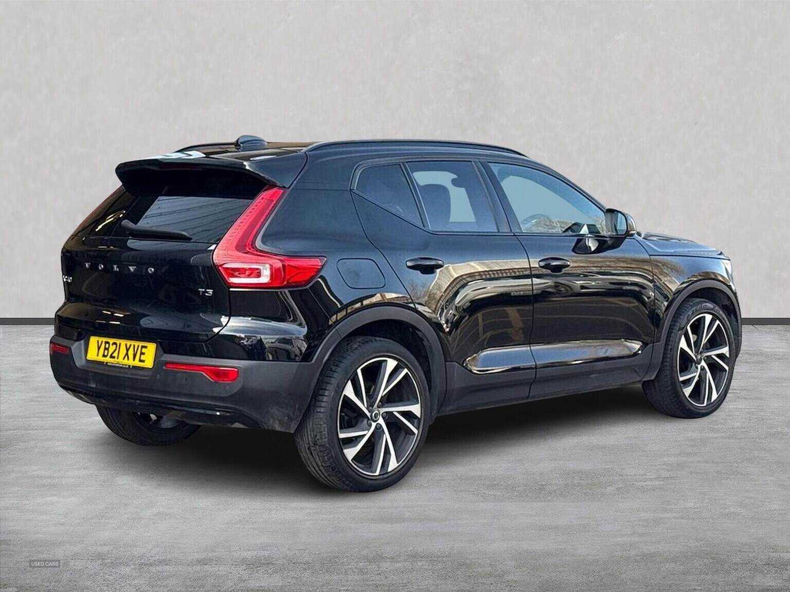 Jun 2021 Volvo XC40 1.5 T3 [163] R Design Pro 5Dr