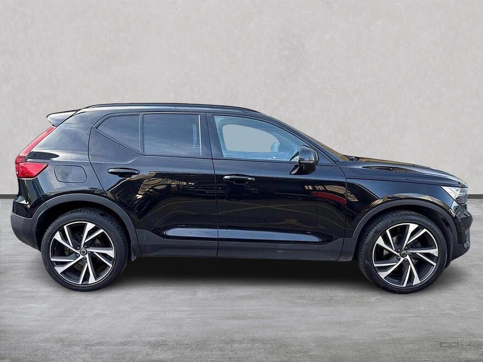 Jun 2021 Volvo XC40 1.5 T3 [163] R Design Pro 5Dr