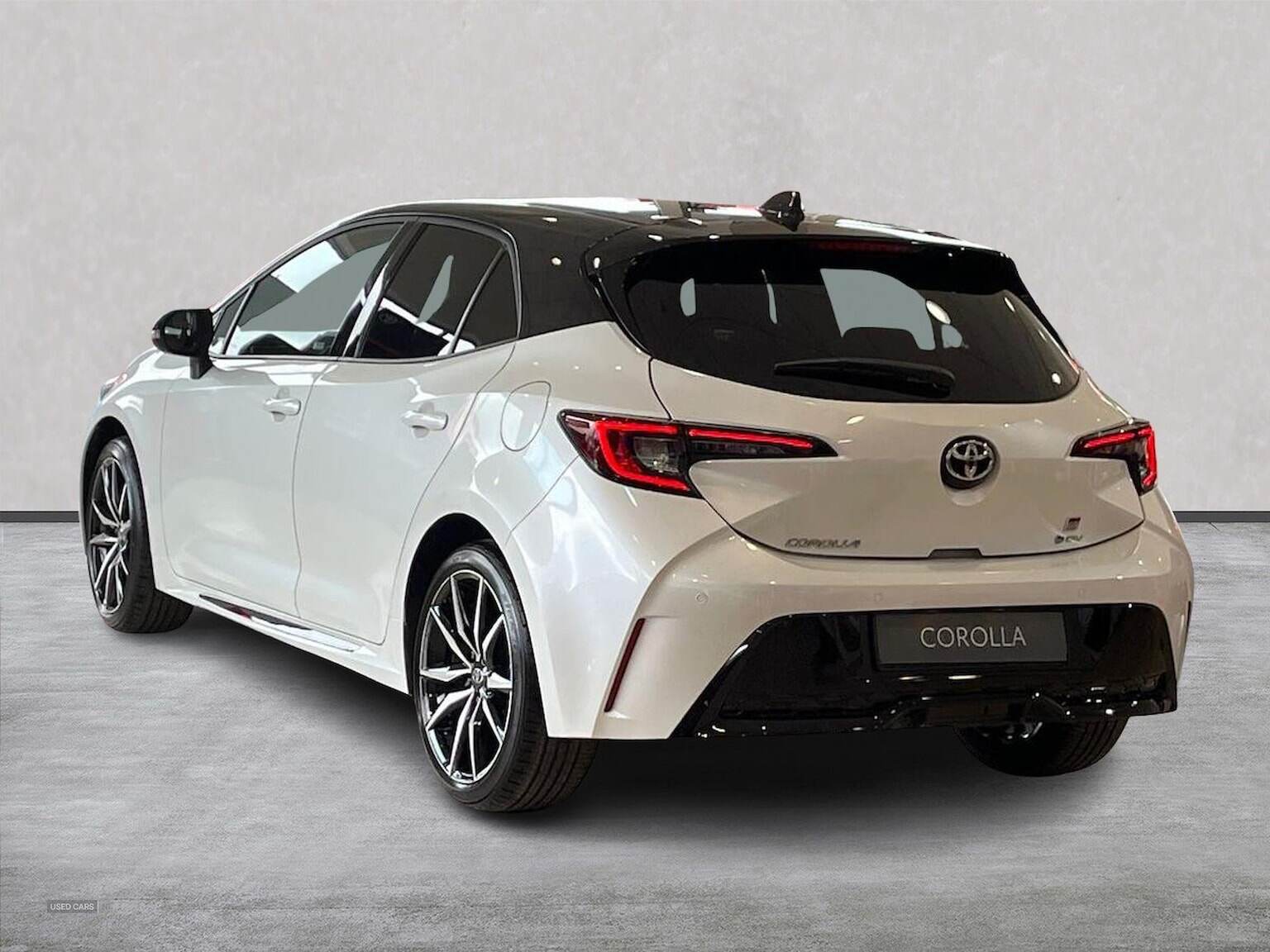  2025 Toyota Corolla 2.0 Hybrid Gr Sport 5Dr Cvt [Bi-Tone]