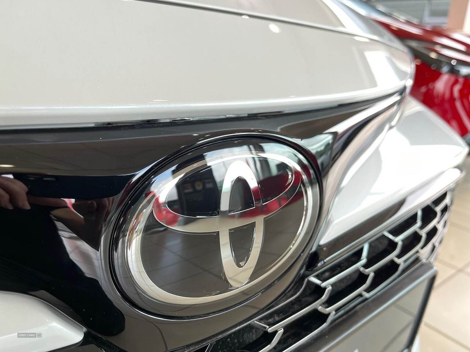  2025 Toyota Corolla 2.0 Hybrid Gr Sport 5Dr Cvt [Bi-Tone]