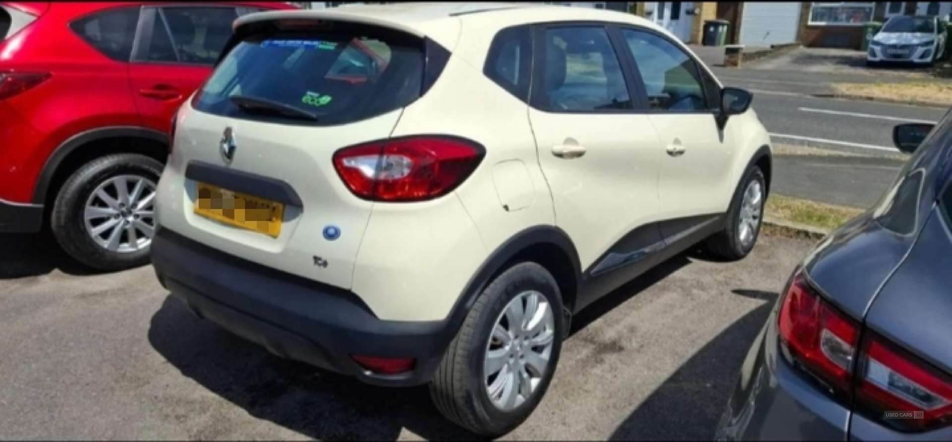 Jul 2015 Renault Captur 1.5 dCi 90 Expression+ 5dr