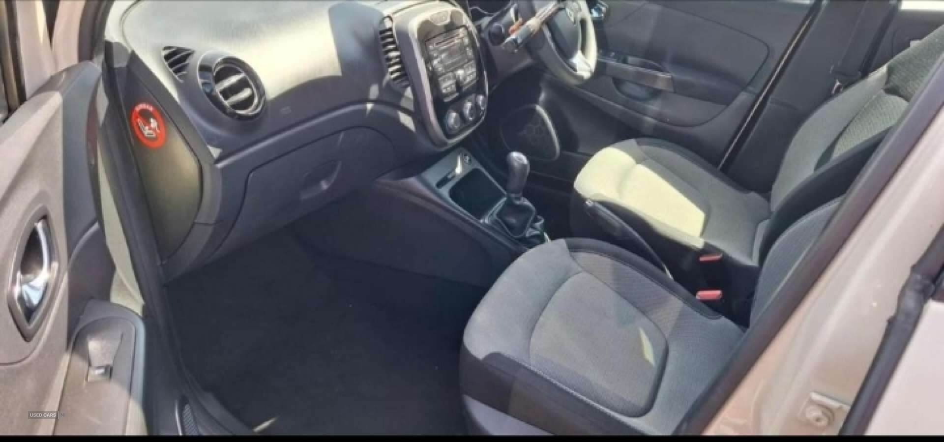 Jul 2015 Renault Captur 1.5 dCi 90 Expression+ 5dr
