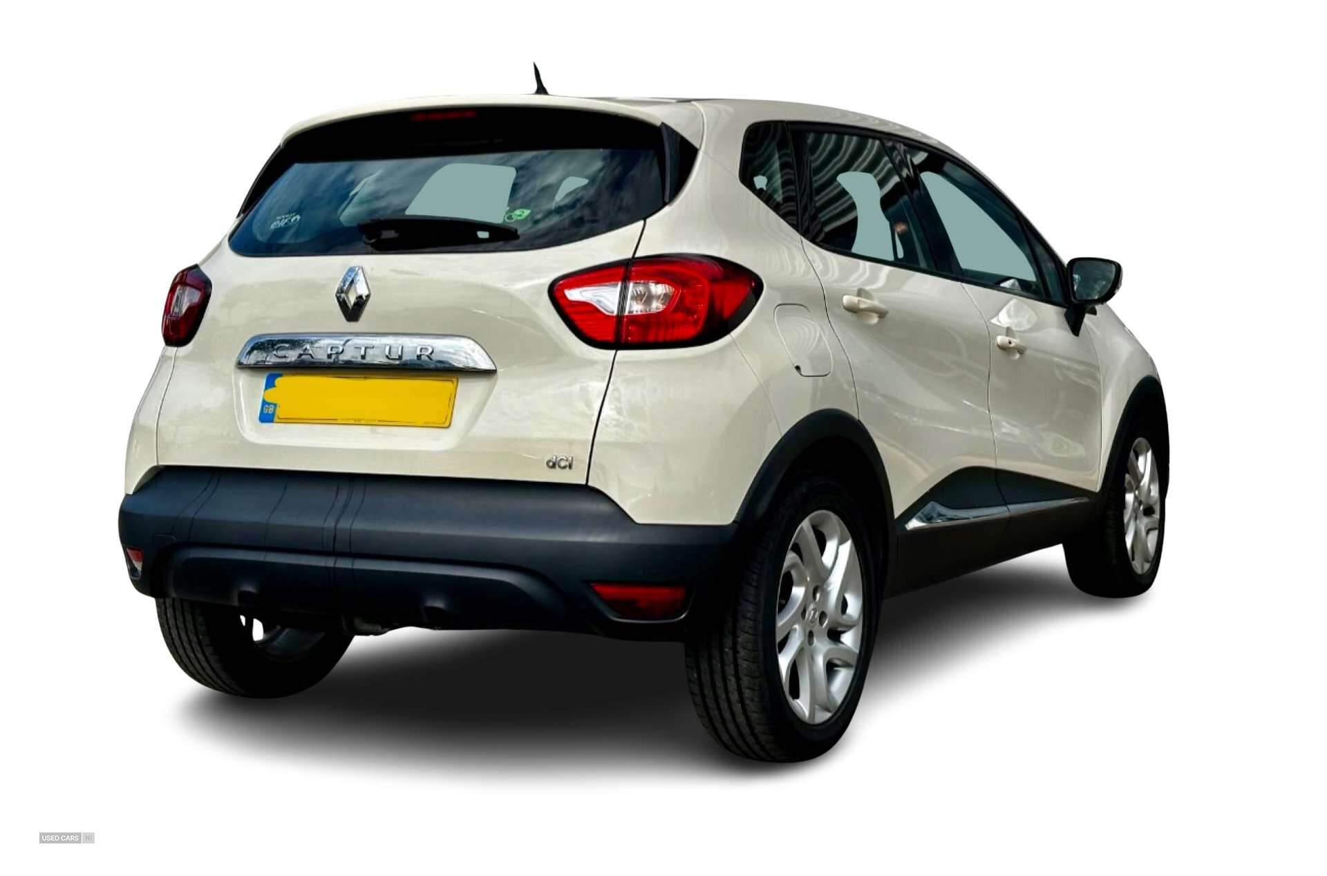 Jul 2015 Renault Captur 1.5 dCi 90 Expression+ 5dr