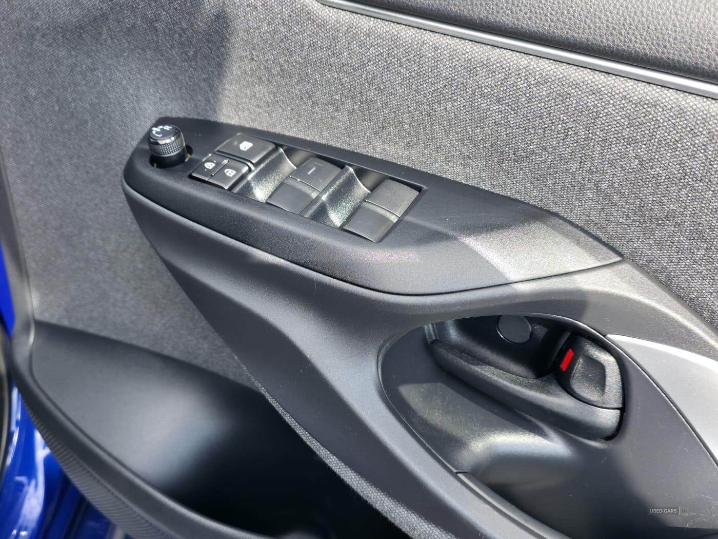 Jan 2022 Toyota Yaris 1.5 Hybrid Design 5dr CVT