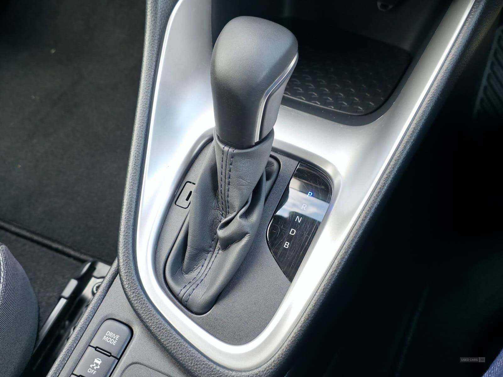 Jan 2022 Toyota Yaris 1.5 Hybrid Design 5dr CVT