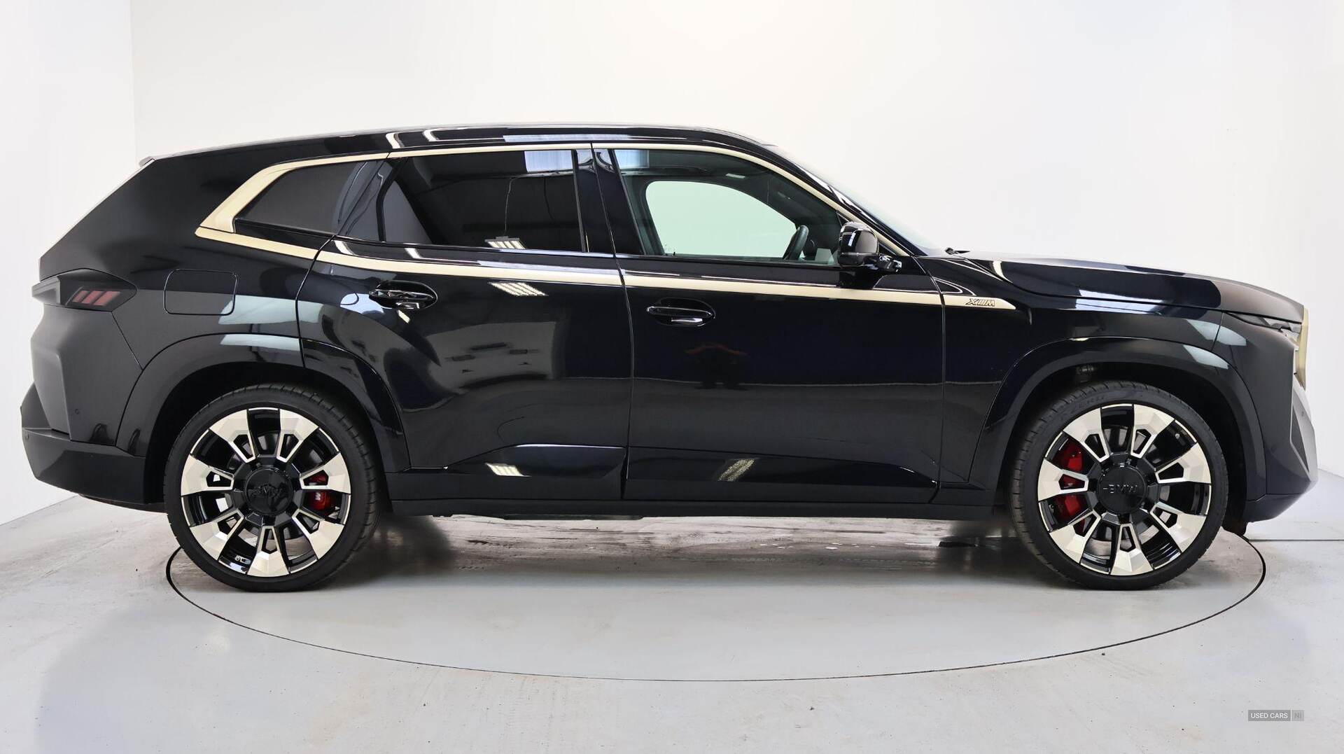  2024 BMW  XM XM