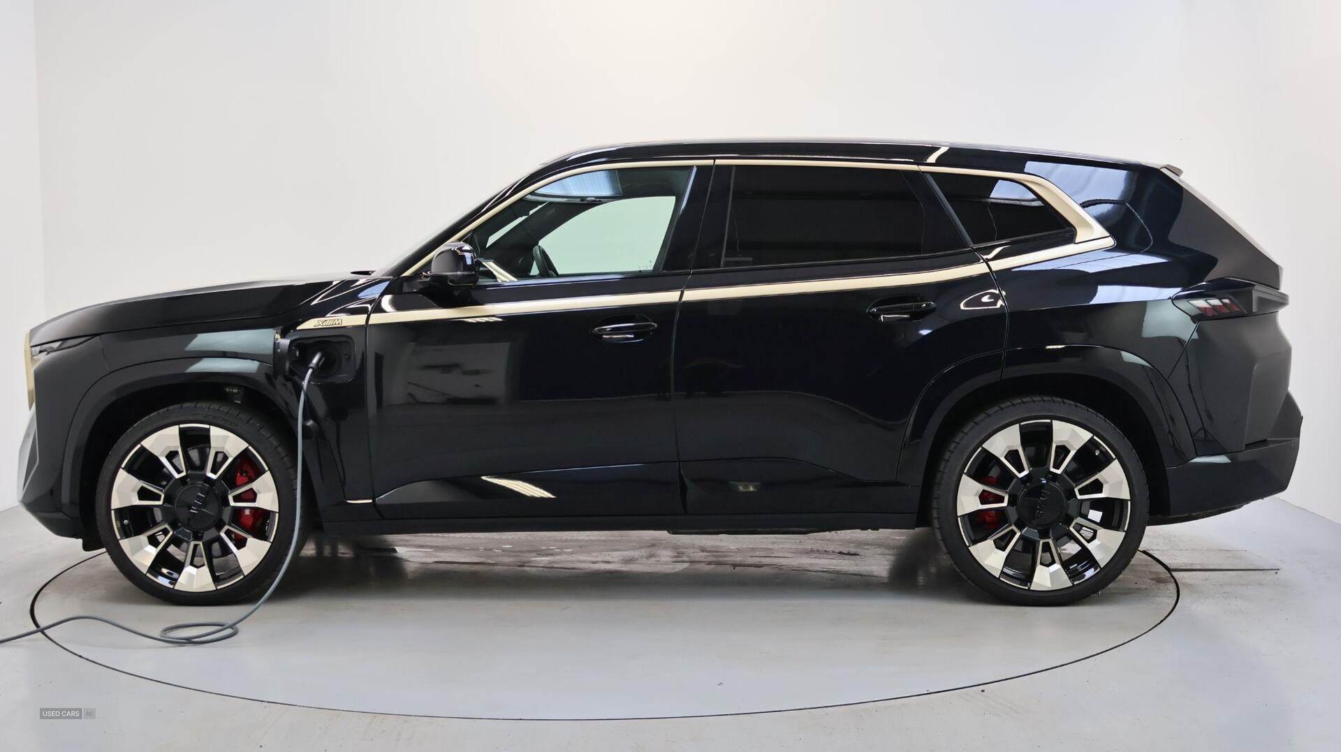  2024 BMW  XM XM