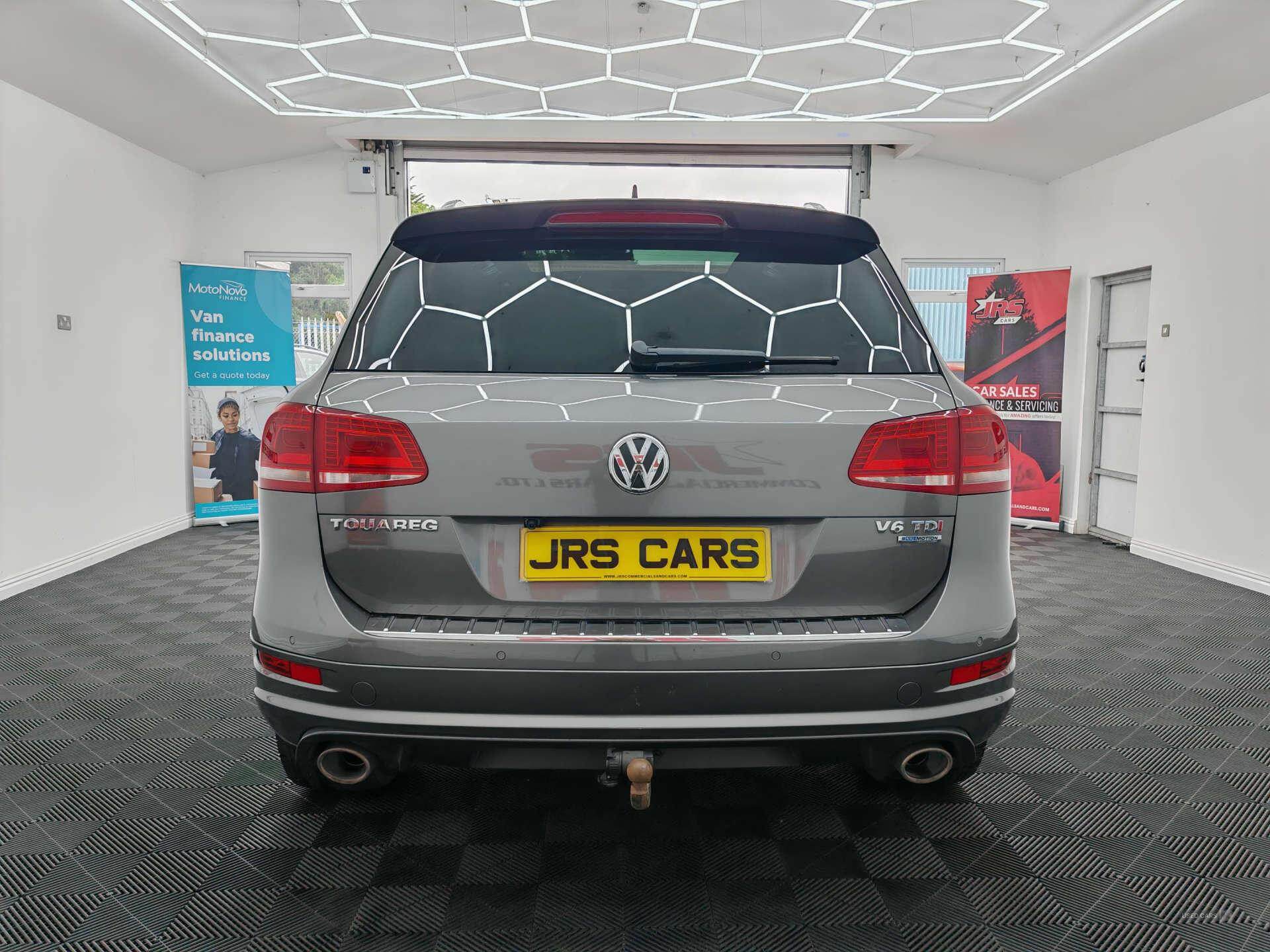 Jun 2014 Volkswagen Touareg 3.0 V6 TDI 245 R-Line 5dr Tip Auto