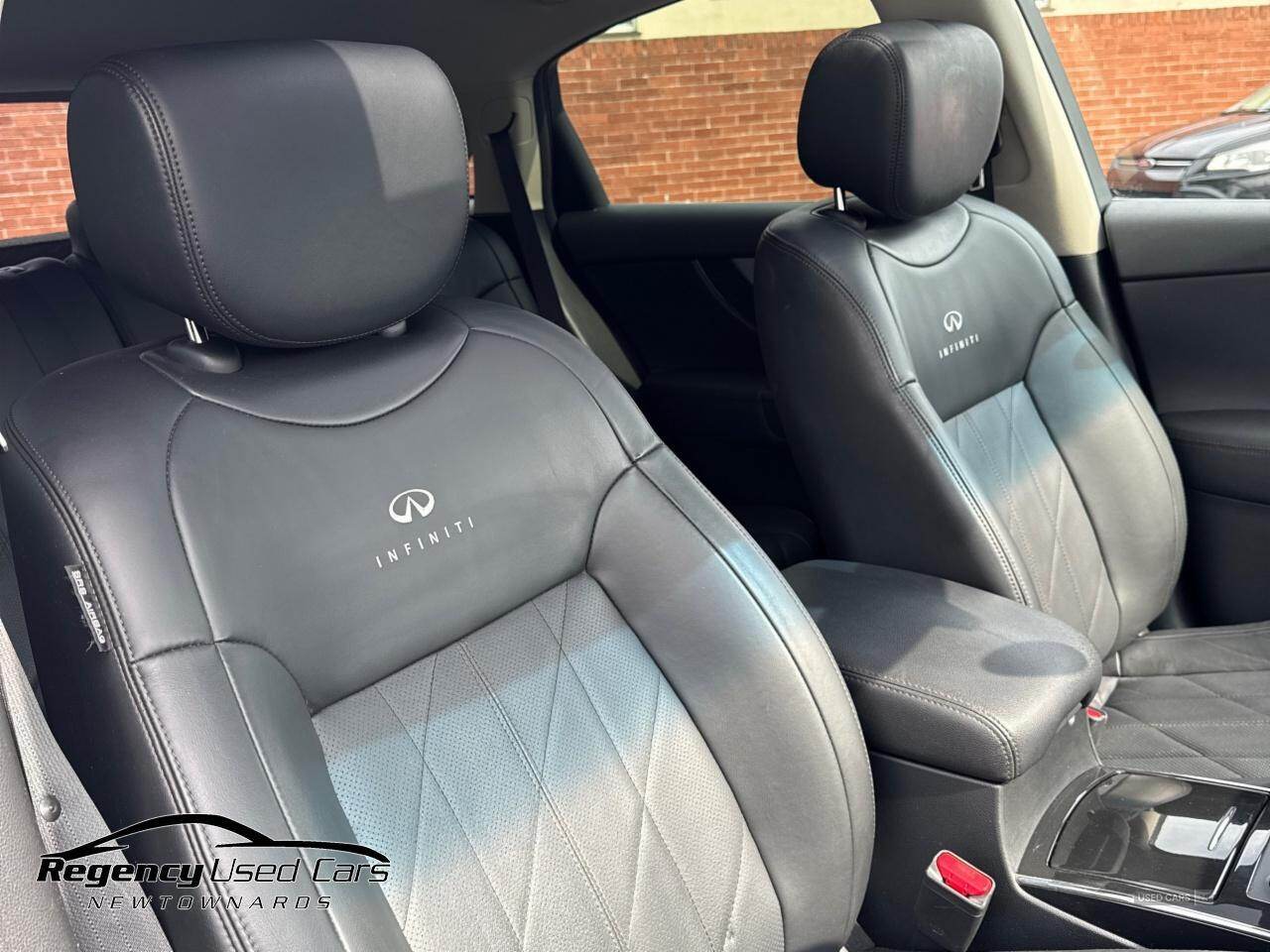 Mar 2014 Infiniti QX70 3.0d GT 5dr Auto