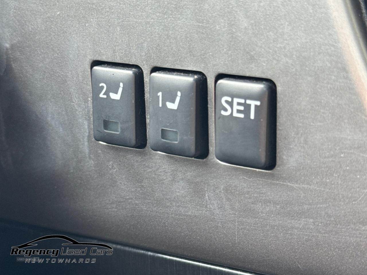 Mar 2014 Infiniti QX70 3.0d GT 5dr Auto