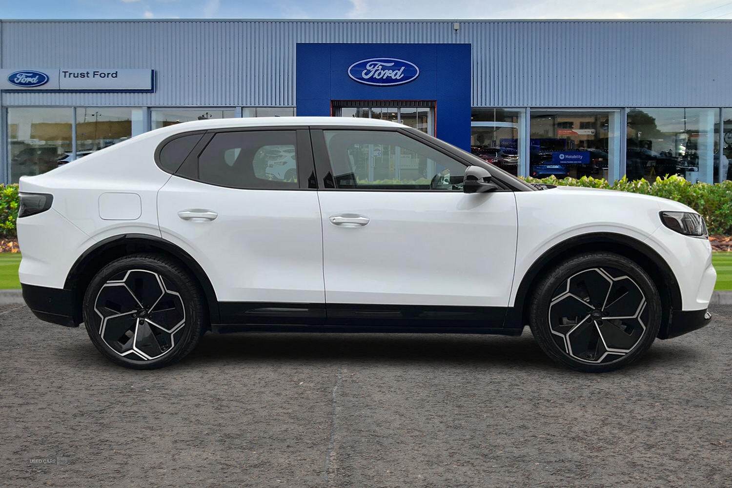 Nov 2024 Ford Capri 250kW Premium 79kWh AWD 5dr Auto