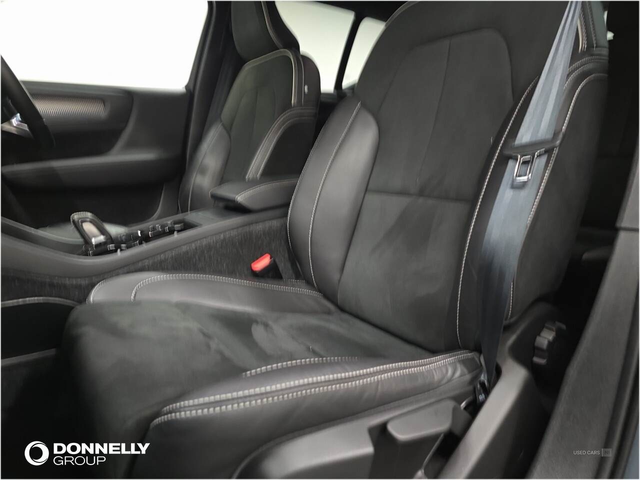 Jan 2021 Volvo XC40 1.5 T3 [163] R DESIGN 5dr Geartronic