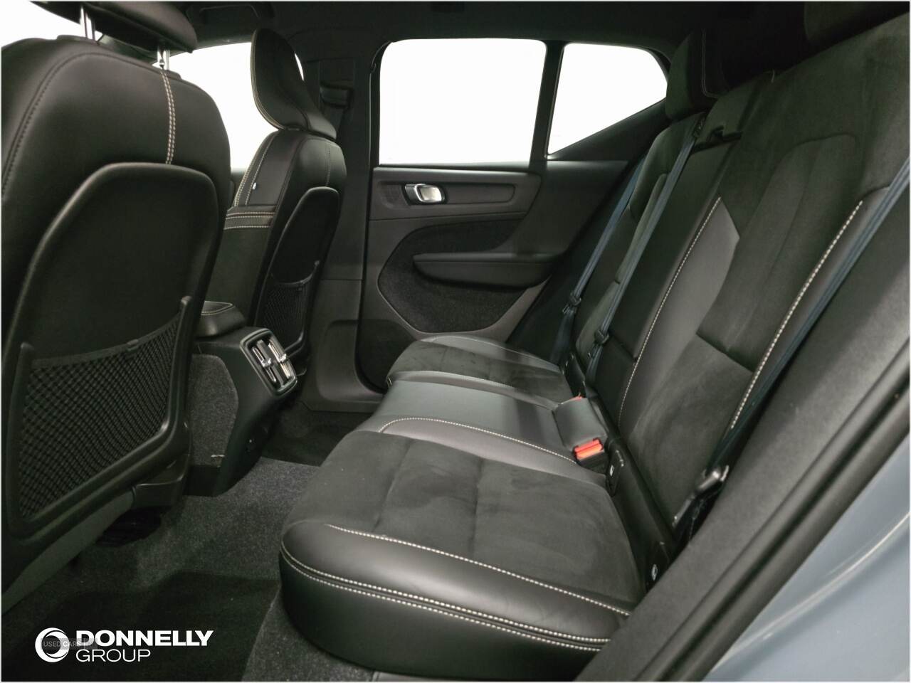 Jan 2021 Volvo XC40 1.5 T3 [163] R DESIGN 5dr Geartronic